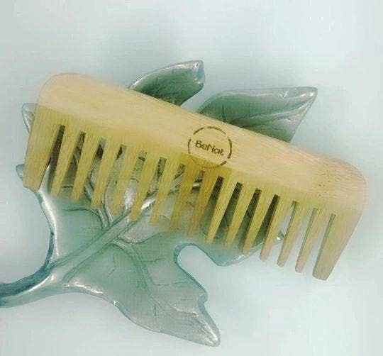 All-Natural Bamboo Comb - Crazy Like a Daisy Boutique