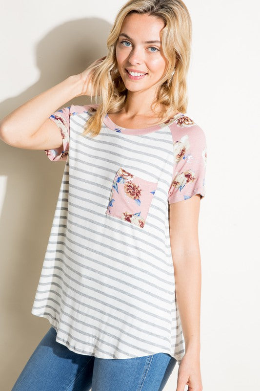 STRIPE FLORAL MIXED POCKET TOP