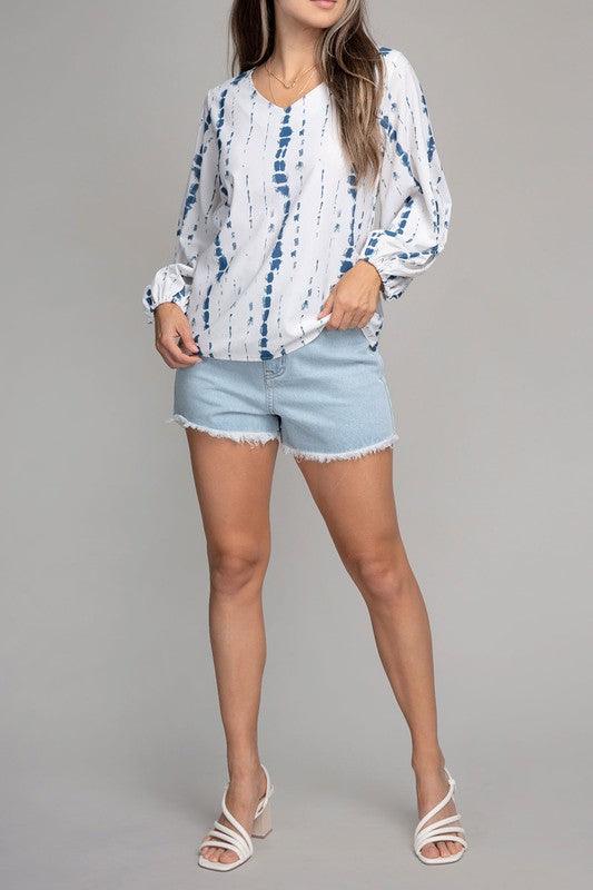 V neck top with balloon sleeve - Crazy Like a Daisy Boutique