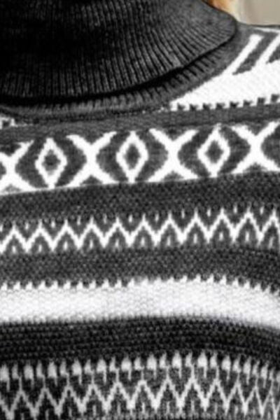 Geometric Turtleneck Long Sleeve Sweater - Crazy Like a Daisy Boutique