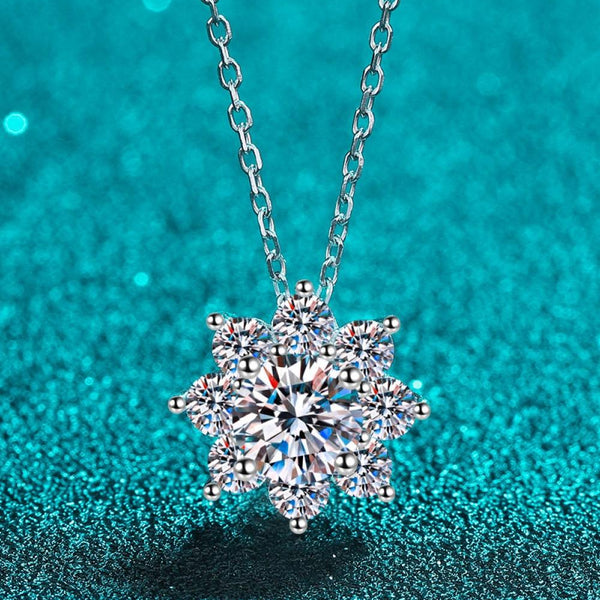 1 Carat Moissanite Floral-Shaped Pendant Necklace - Crazy Like a Daisy Boutique