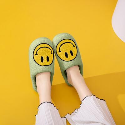Melody Smiley Face Slippers - Crazy Like a Daisy Boutique #