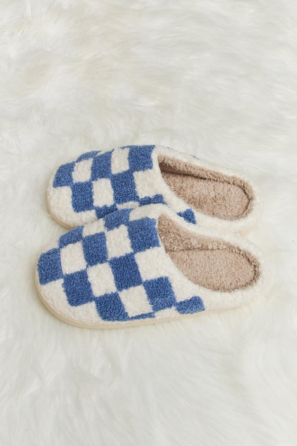 Melody Checkered Print Plush Slide Slippers - Crazy Like a Daisy Boutique