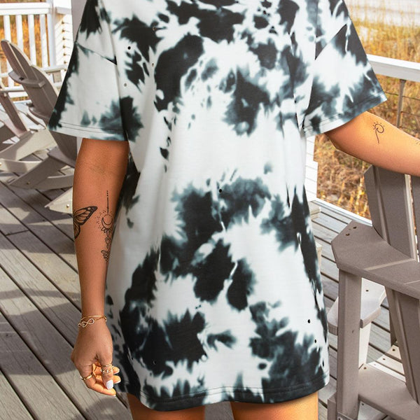 Tie-Dye Round Neck Short Sleeve Tunic Tee - Crazy Like a Daisy Boutique #